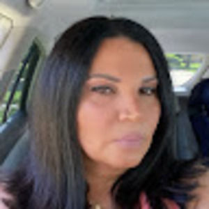 Meet your Posher, Zina